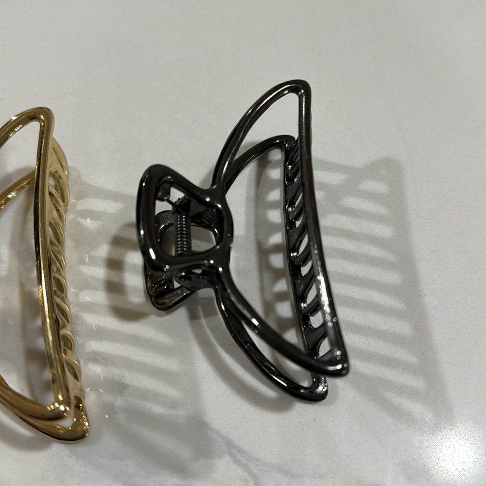 Kitsch Open Claw Clips - Picture 3 of 11